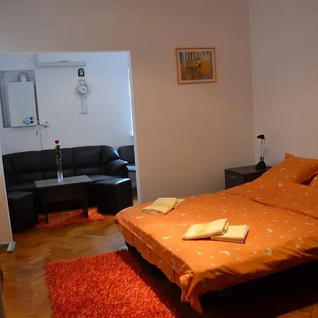 Victoria Studio Bucharest