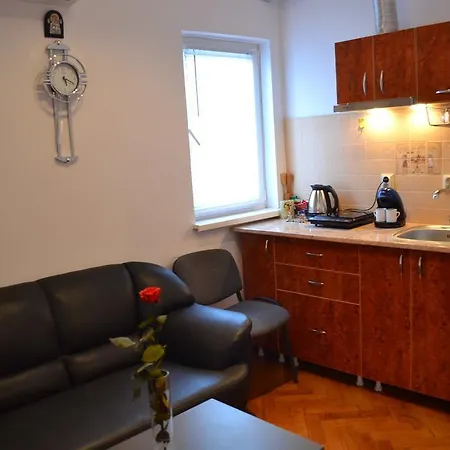 维多利亚一室公寓 *